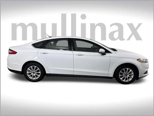 2016 Ford Fusion S