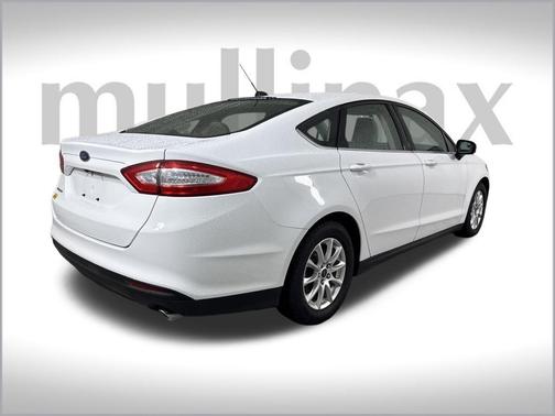 2016 Ford Fusion S