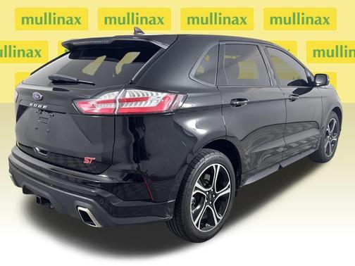 2021 Ford Edge ST