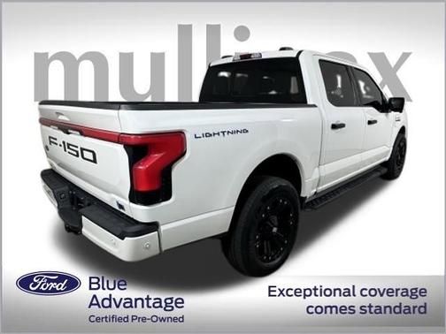 2023 Ford F-150 Lightning LARIAT
