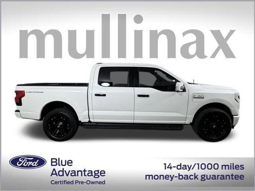 2023 Ford F-150 Lightning LARIAT