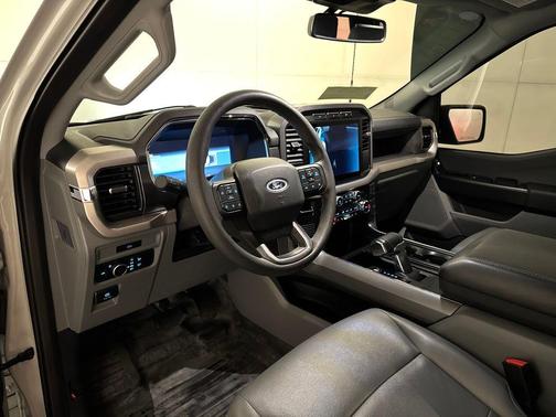 2023 Ford F-150 Lightning Pro