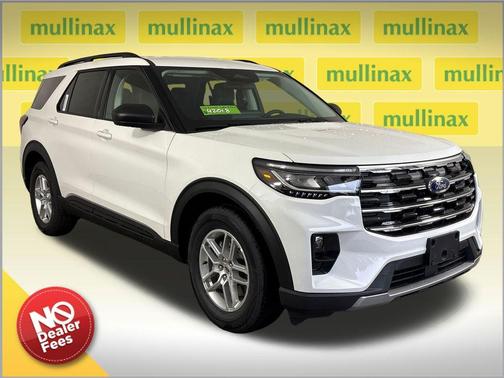 Star White 2026 Ford Explorer Active