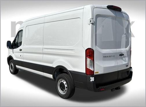 2025 Ford Transit-250 148 WB Medium Roof Cargo