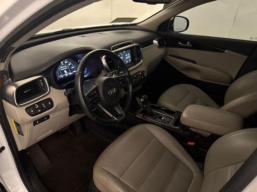 2017 Kia Sorento EX