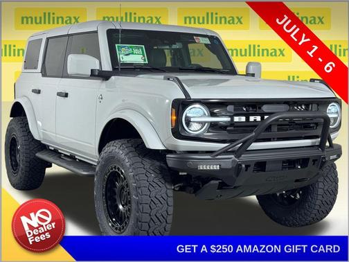 Avalanche Gray 2026 Ford Bronco Outer Banks