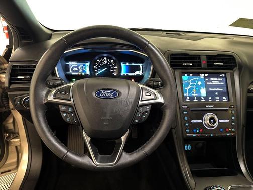 2019 Ford Fusion Hybrid Titanium