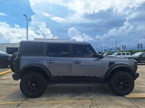 Carbonized Gray Metallic 2022 Ford Bronco Wildtrak