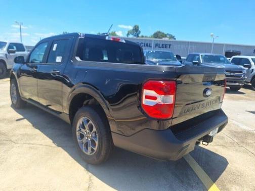 Shadow Black 2026 Ford Maverick XLT