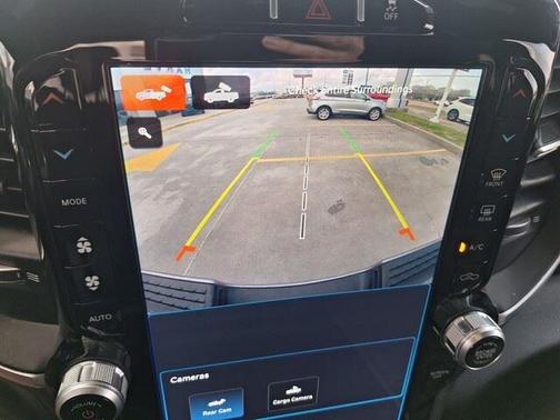 2022 RAM 2500 Big Horn Crew Cab 4x4 6'4' Box