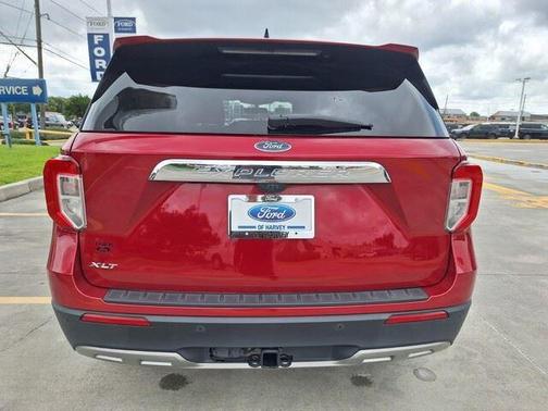 Rapid Red Metallic Tinted Clearcoat 2023 Ford Explorer XLT
