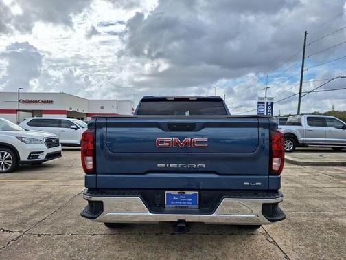 2024 GMC Sierra 1500 SLE