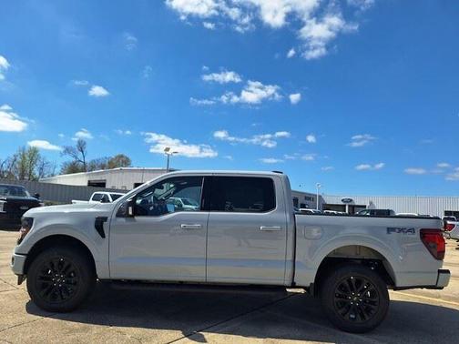 Avalanche 2026 Ford F-150 XLT