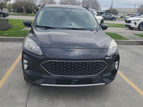 Agate Black Metallic 2020 Ford Escape Titanium