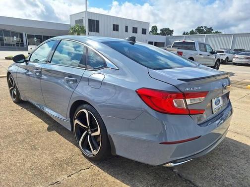 Still Night Pearl 2022 Honda Accord Hybrid Sport