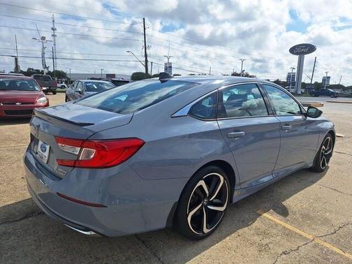 Still Night Pearl 2022 Honda Accord Hybrid Sport