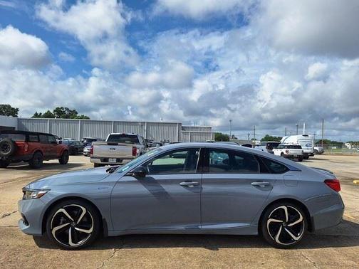 Still Night Pearl 2022 Honda Accord Hybrid Sport
