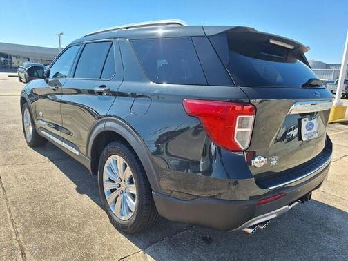 Forged Green Metallic 2022 Ford Explorer King Ranch