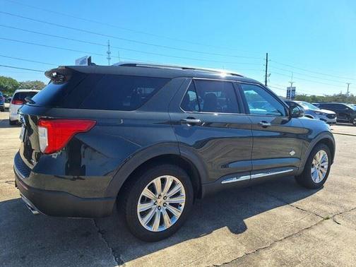 Forged Green Metallic 2022 Ford Explorer King Ranch