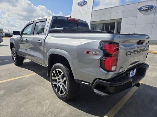 Sterling Gray Metallic 2023 Chevrolet Colorado Z71