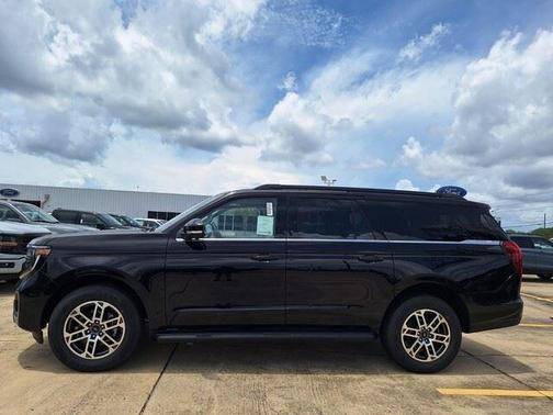 Agate Black Metallic 2026 Ford Expedition Max Active 4x2