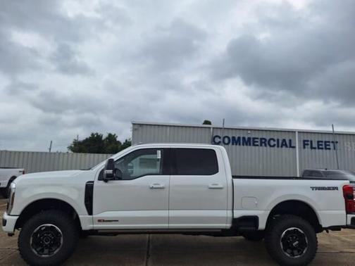2025 Ford F-250 Platinum