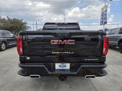 Onyx Black 2022 GMC Sierra 1500 Denali