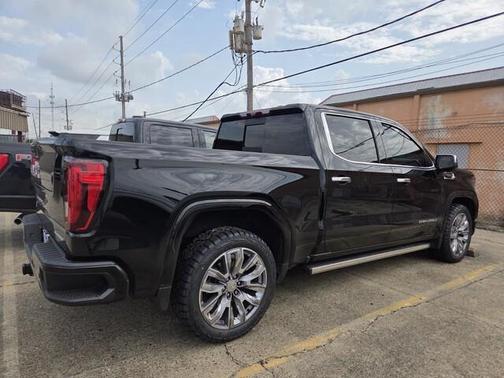 Onyx Black 2022 GMC Sierra 1500 Denali