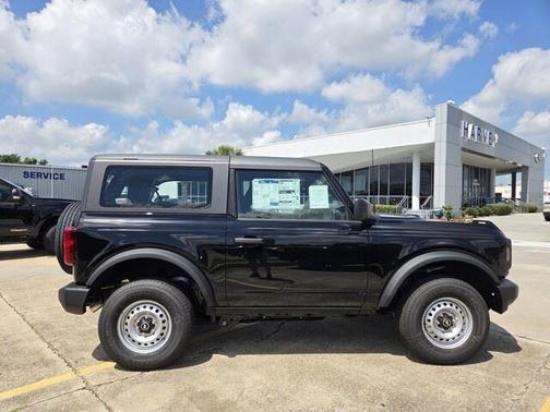 Shadow Black 2026 Ford Bronco Base
