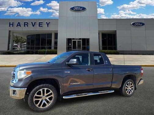 2017 Toyota Tundra SR5