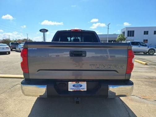2017 Toyota Tundra SR5