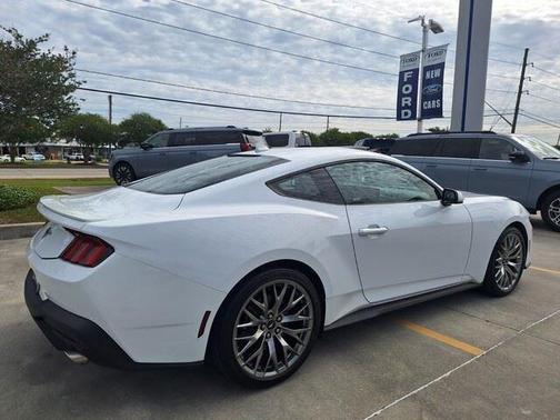 Oxford White 2024 Ford Mustang EcoBoost Premium