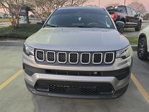 2023 Jeep Compass Sport