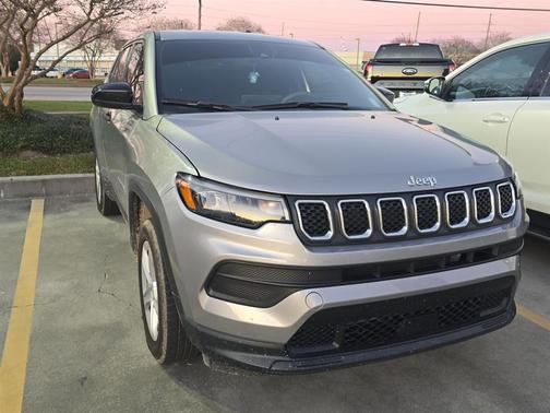 2023 Jeep Compass Sport