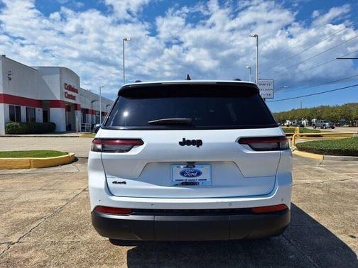 2024 Jeep Grand Cherokee L Altitude