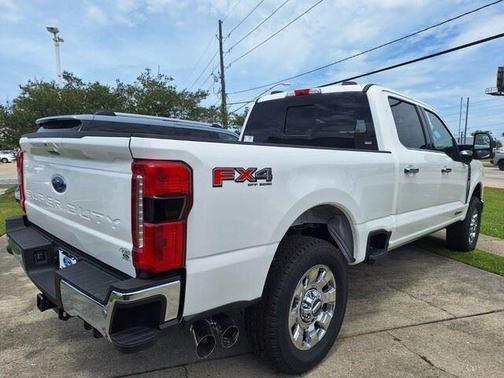 Star White Metallic Tri-Coat 2026 Ford F-250 Lariat