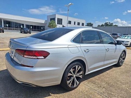 2021 Volkswagen Passat 2.0T SE