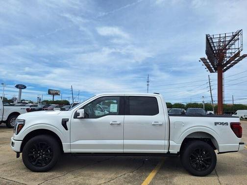 Star White Metallic Tri-Coat 2025 Ford F-150 Platinum