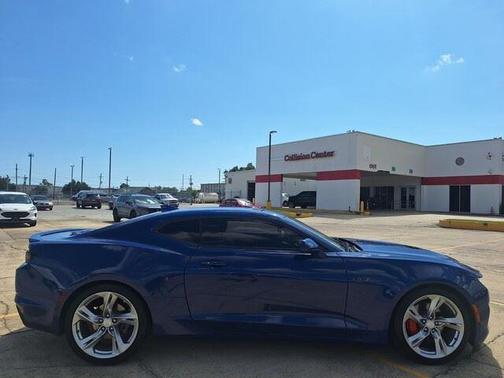 2021 Chevrolet Camaro RWD Coupe LT1