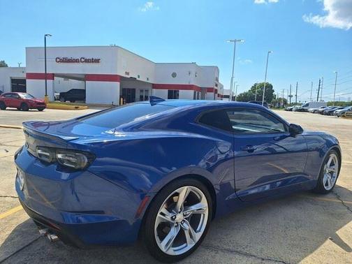 2021 Chevrolet Camaro RWD Coupe LT1