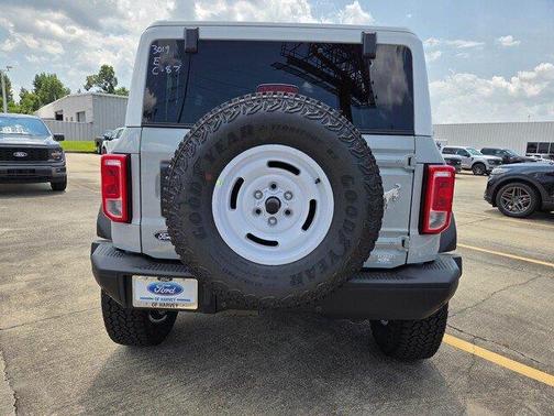 Avalanche Gray 2026 Ford Bronco Heritage Edition