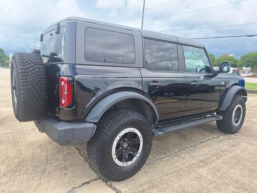 Shadow Black 2024 Ford Bronco Wildtrak
