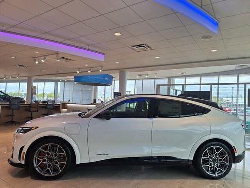 Star White Metallic Tri-Coat 2026 Ford Mustang Mach-E GT