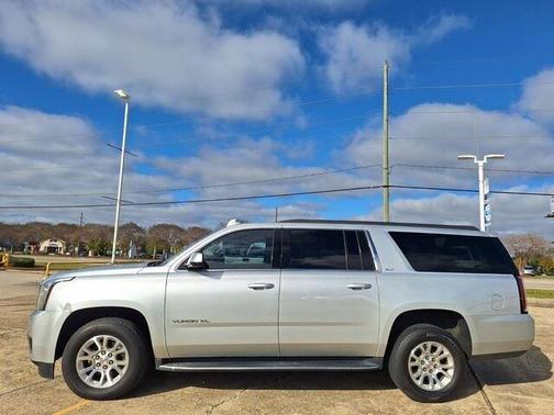 2019 GMC Yukon XL SLT
