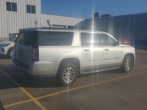 2019 GMC Yukon XL SLT