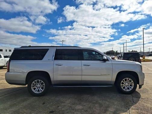 2019 GMC Yukon XL SLT