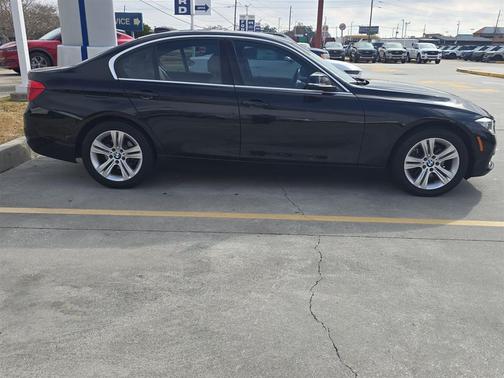 2017 BMW 330 xDrive
