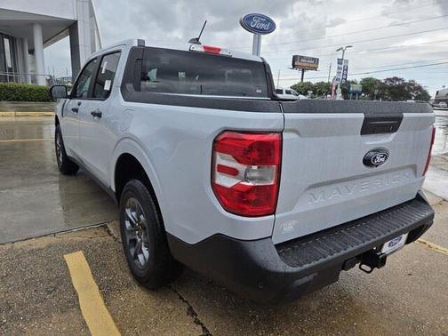 Space White Metallic 2026 Ford Maverick XLT