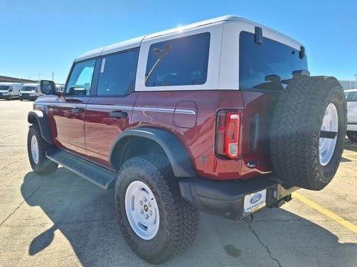 2025 Ford Bronco Heritage Edition