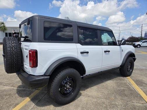Oxford White 2026 Ford Bronco Big Bend